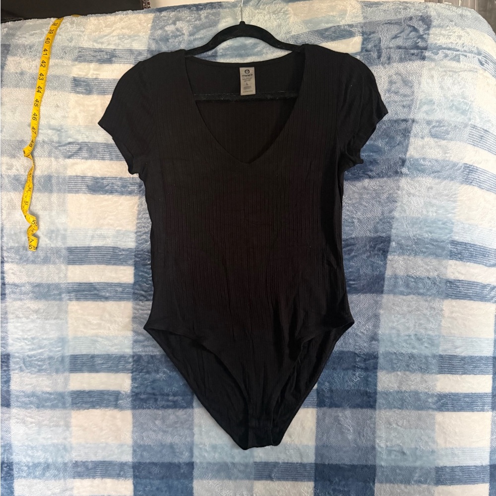 Mono B Black Ribbed V-Neck Short Sleeve Bodysuit